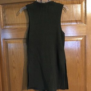 High neck, sleeveless knit sweater